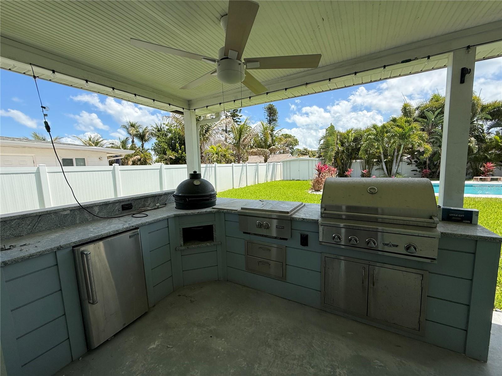 Image 21 of 35 For 3665 Belle Vista Drive E