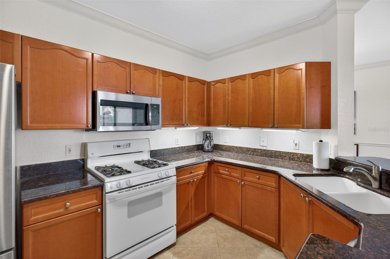 Image 11 of 32 For 2730 Via Tivoli  335a