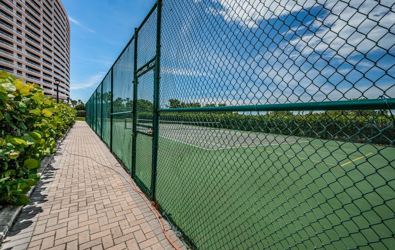 Image 83 of 83 For 1290 Gulf Boulevard 2004