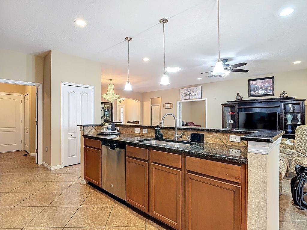 Image 14 of 52 For 11213 Kiskadee Circle