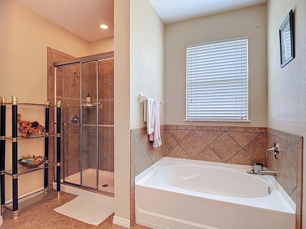 Image 25 of 52 For 11213 Kiskadee Circle