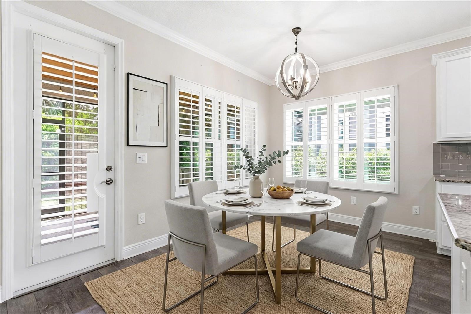 Listing photo id 10 for 7017 Artesian Court