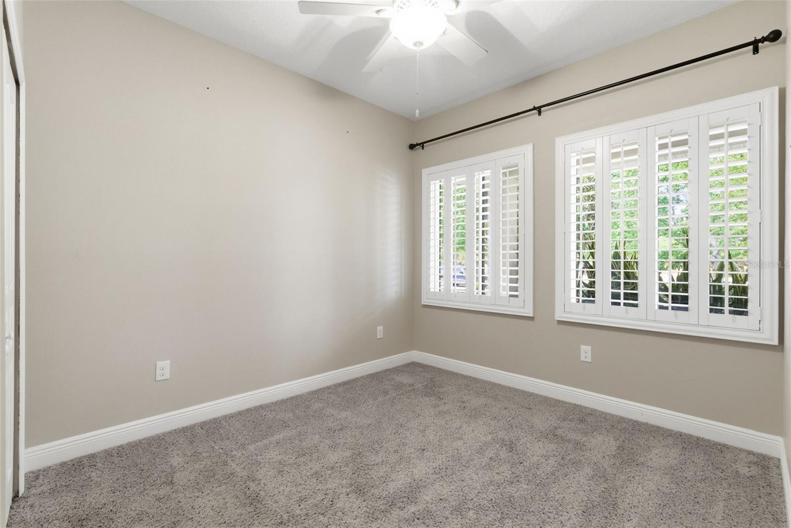 Listing photo id 29 for 7017 Artesian Court