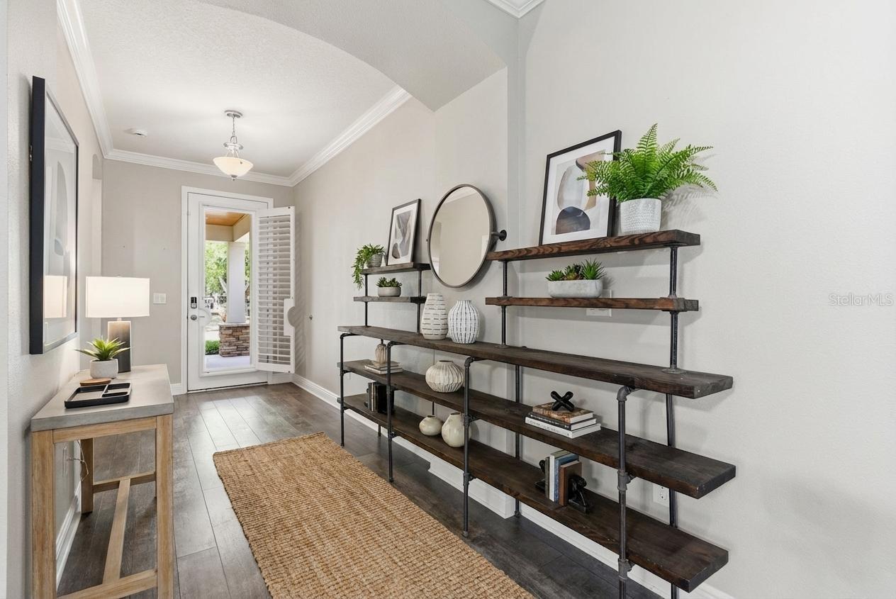 Listing photo id 4 for 7017 Artesian Court