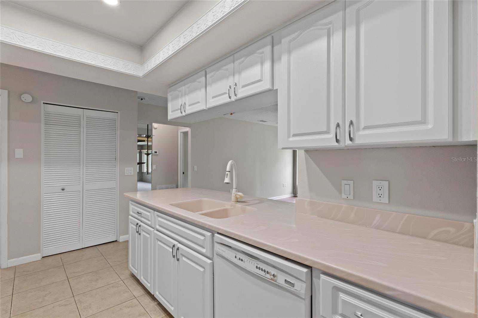 Image 11 of 26 For 11241 Rollingwood Drive