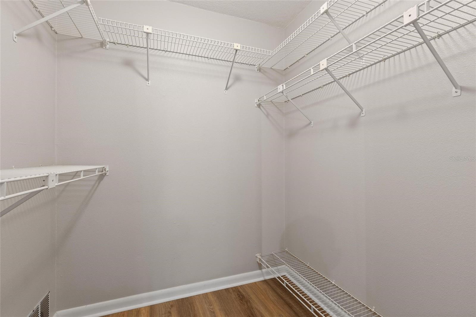 Image 16 of 26 For 11241 Rollingwood Drive