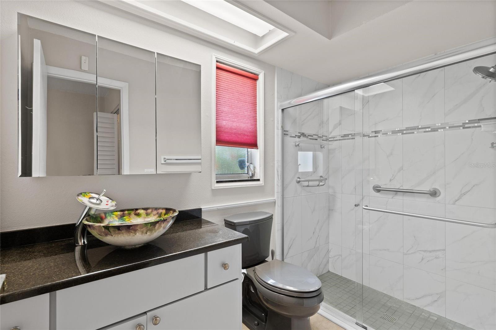 Image 17 of 26 For 11241 Rollingwood Drive