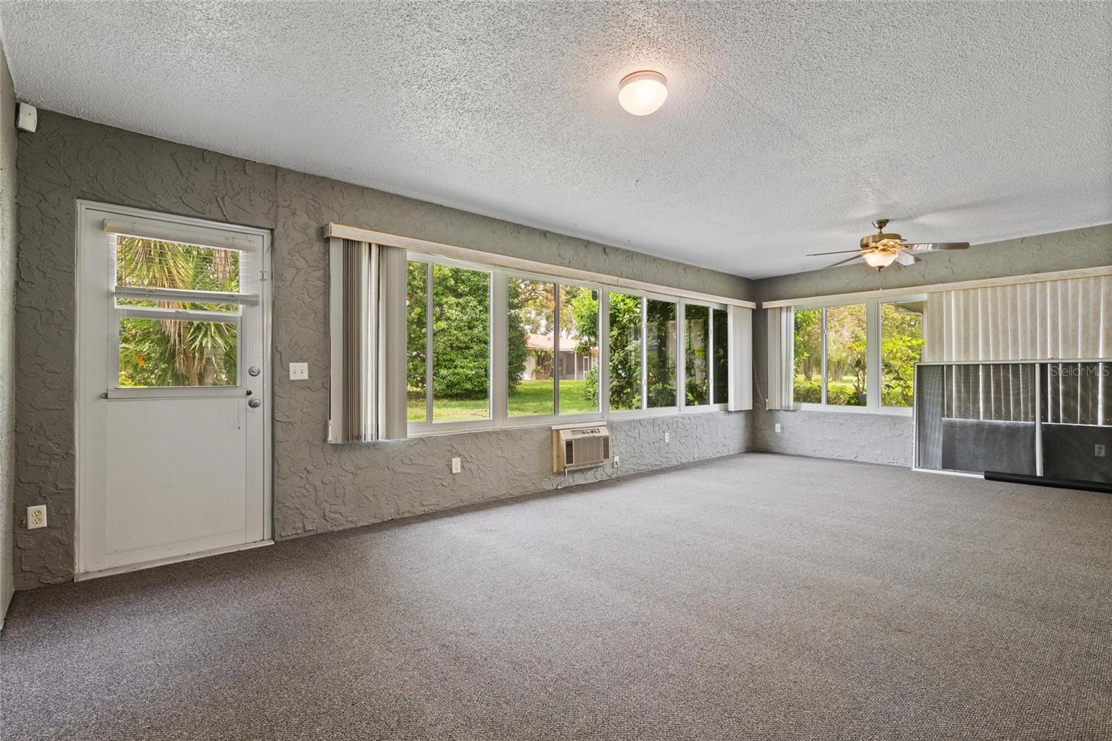 Image 22 of 26 For 11241 Rollingwood Drive