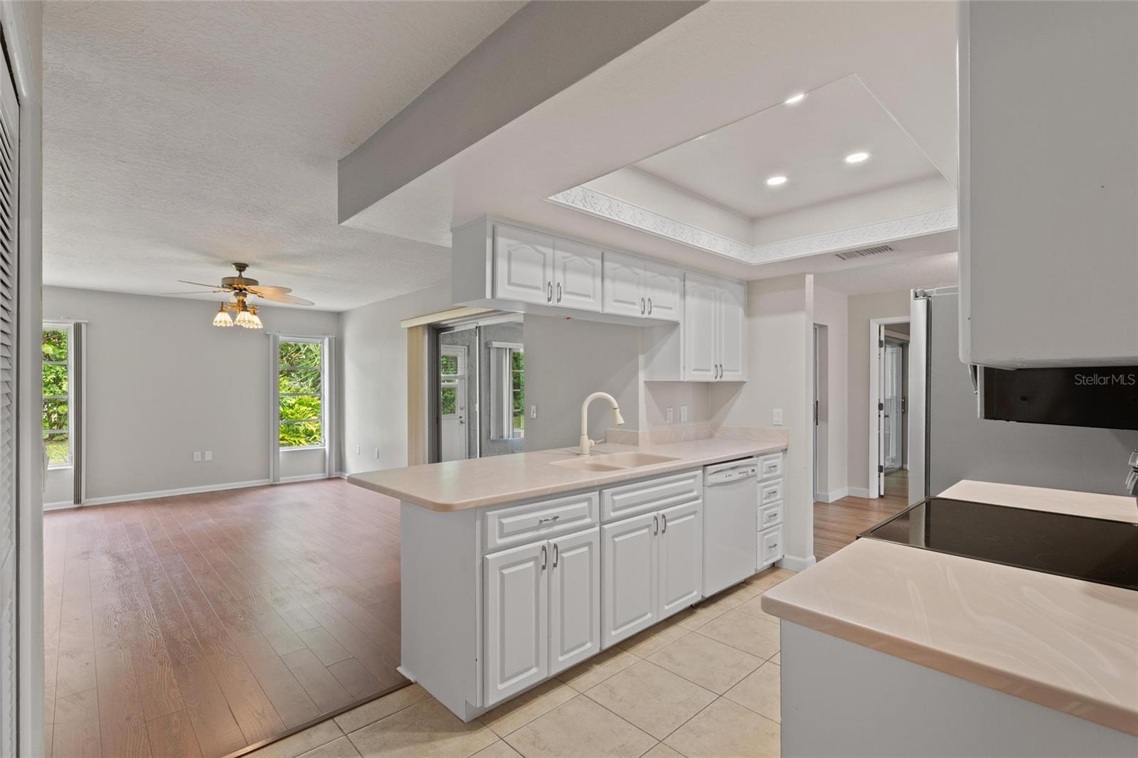 Image 9 of 26 For 11241 Rollingwood Drive