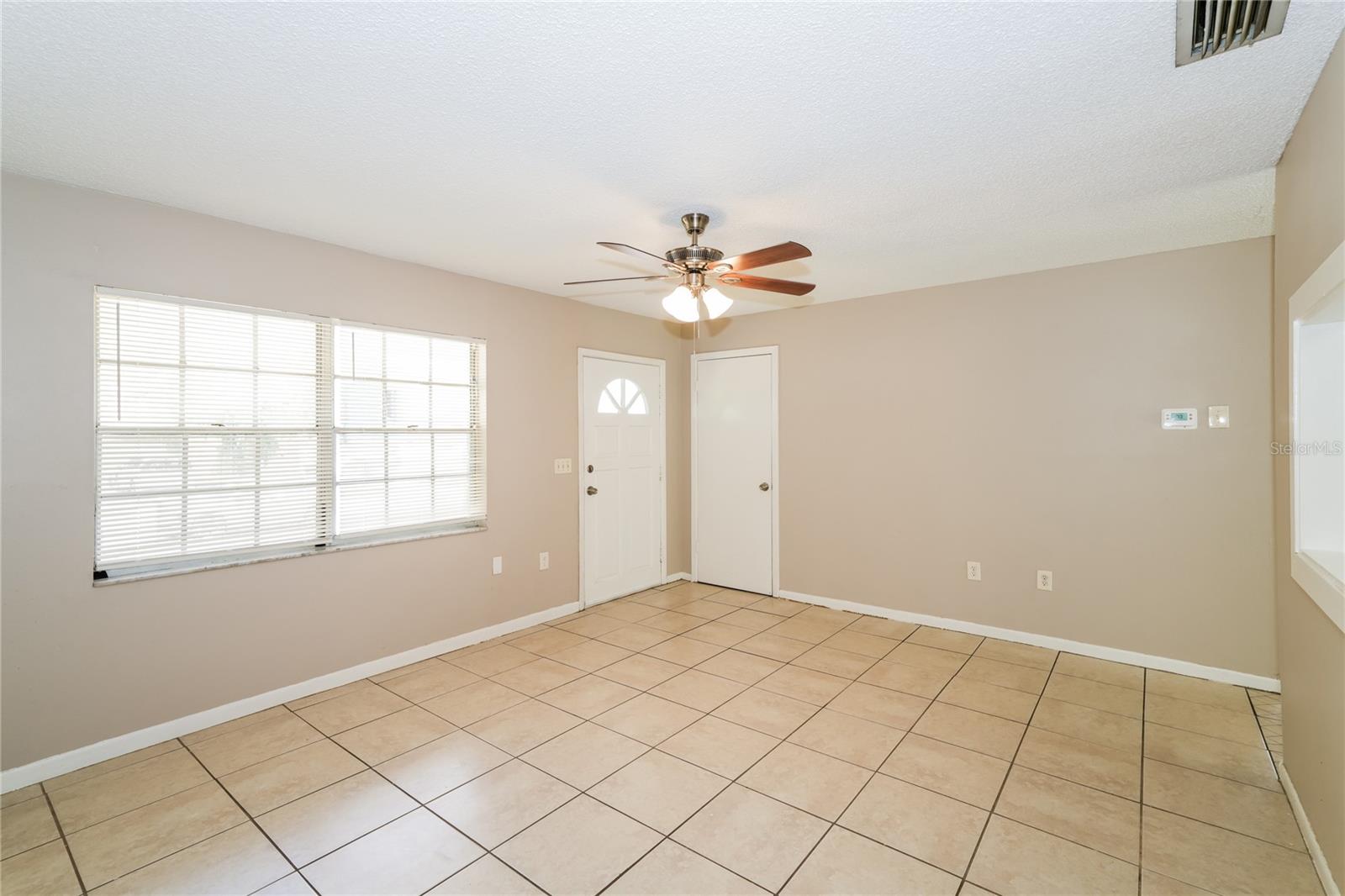 Image 6 of 16 For 4117 Okara Road