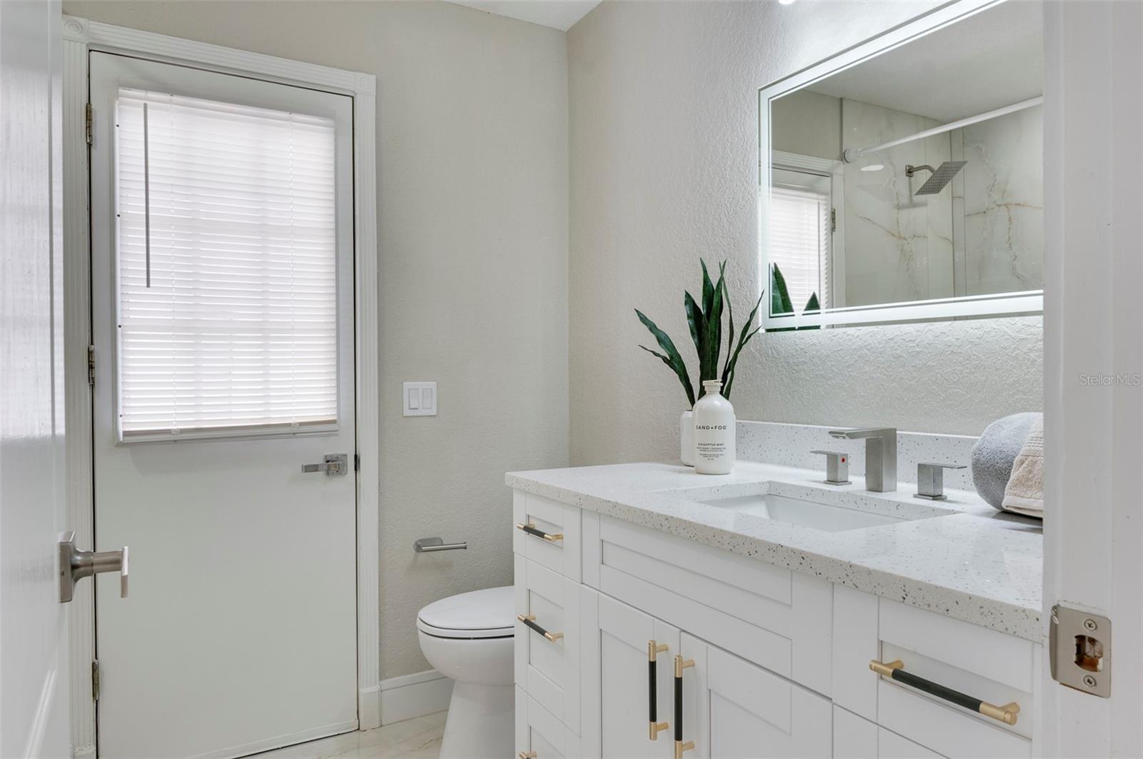 Listing photo id 20 for 2306 Colusa Lane