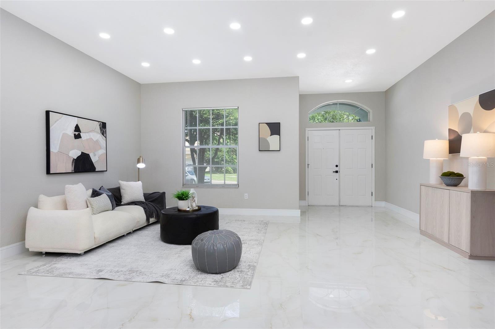 Listing photo id 2 for 2306 Colusa Lane