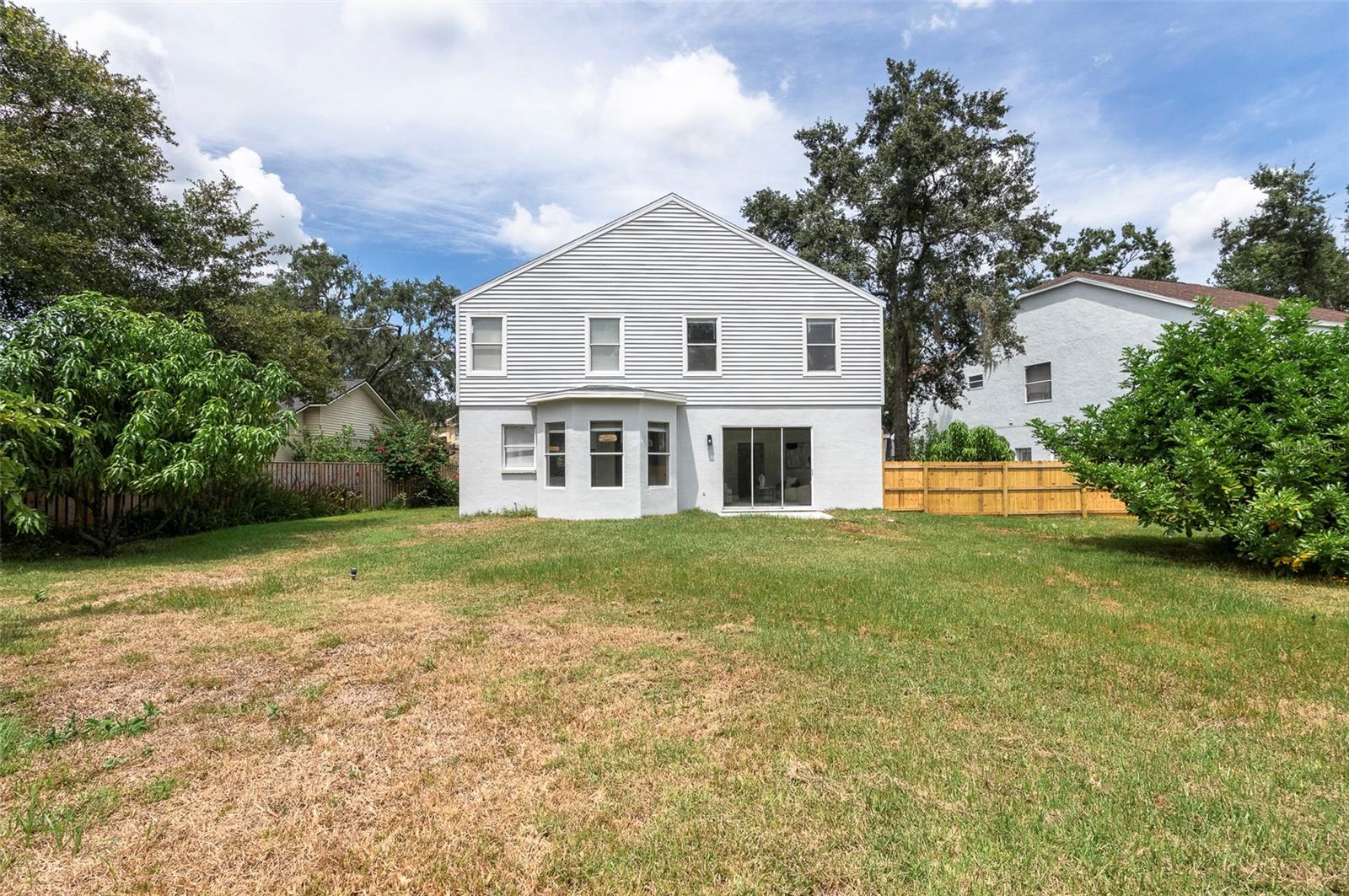 Listing photo id 41 for 2306 Colusa Lane