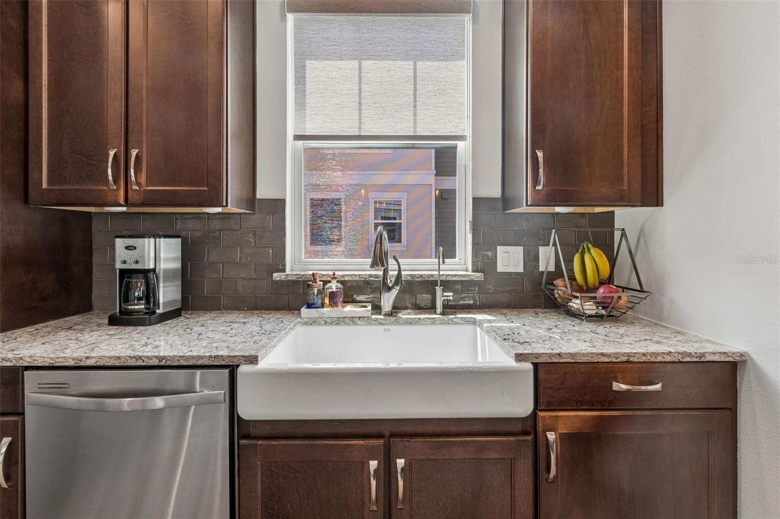 Image 13 of 34 For 426 Lincoln Avenue