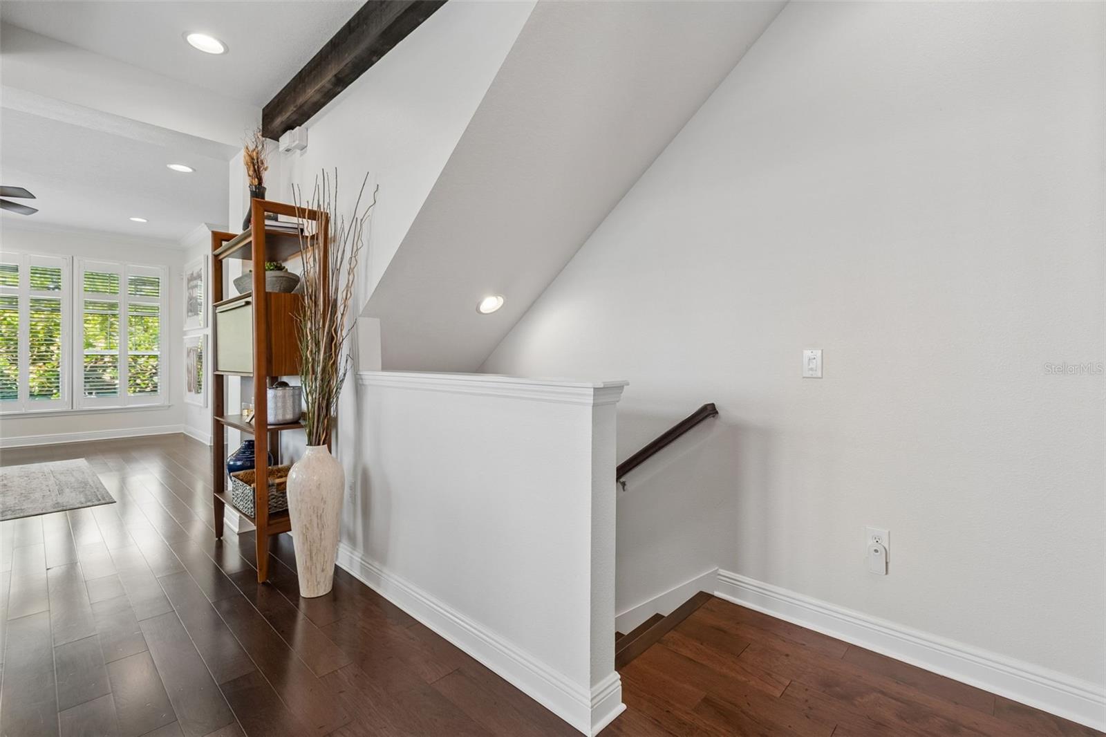 Image 8 of 34 For 426 Lincoln Avenue