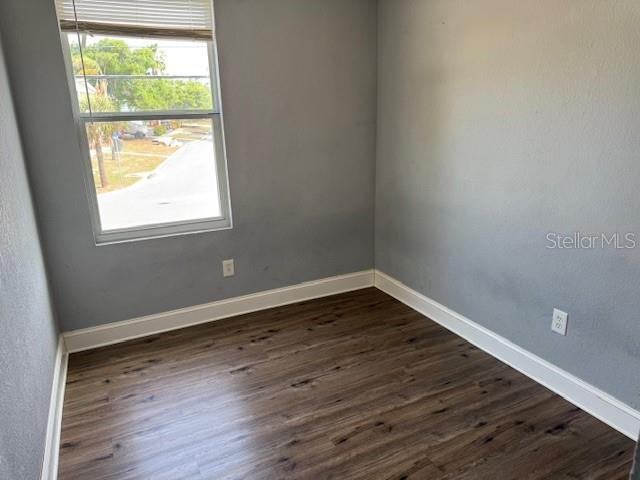 Image 9 of 14 For 1307 Pierce Street