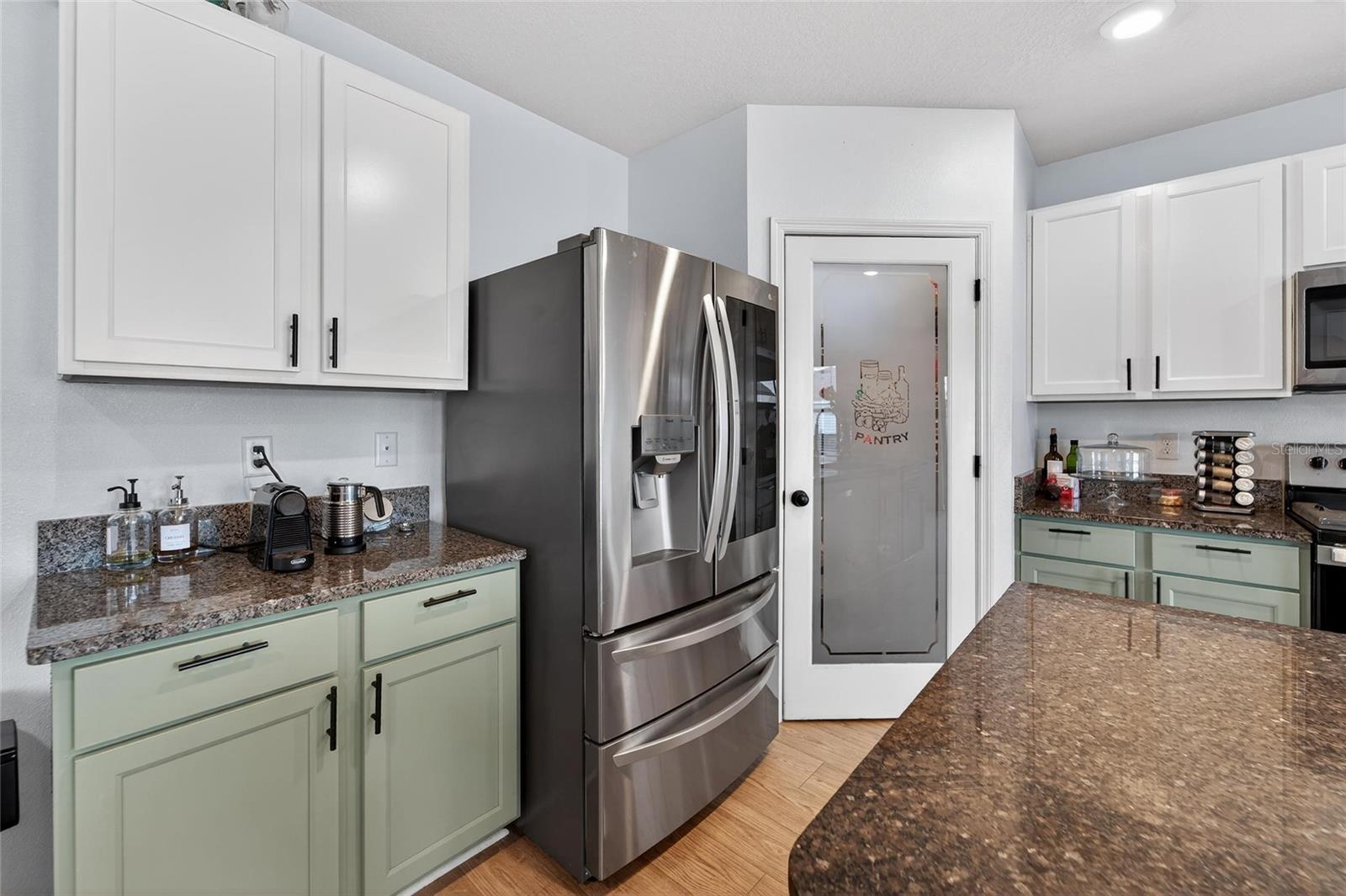 Image 13 of 48 For 3009 Blakert Court