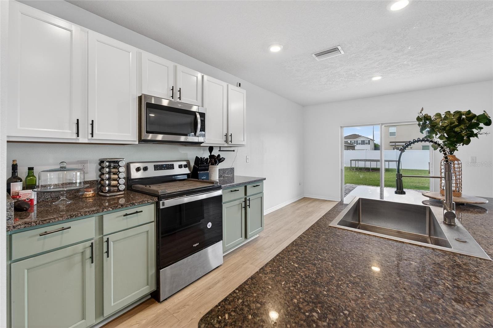 Image 14 of 48 For 3009 Blakert Court