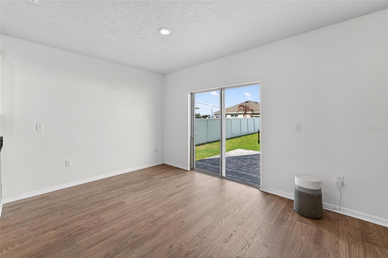 Image 19 of 48 For 3009 Blakert Court