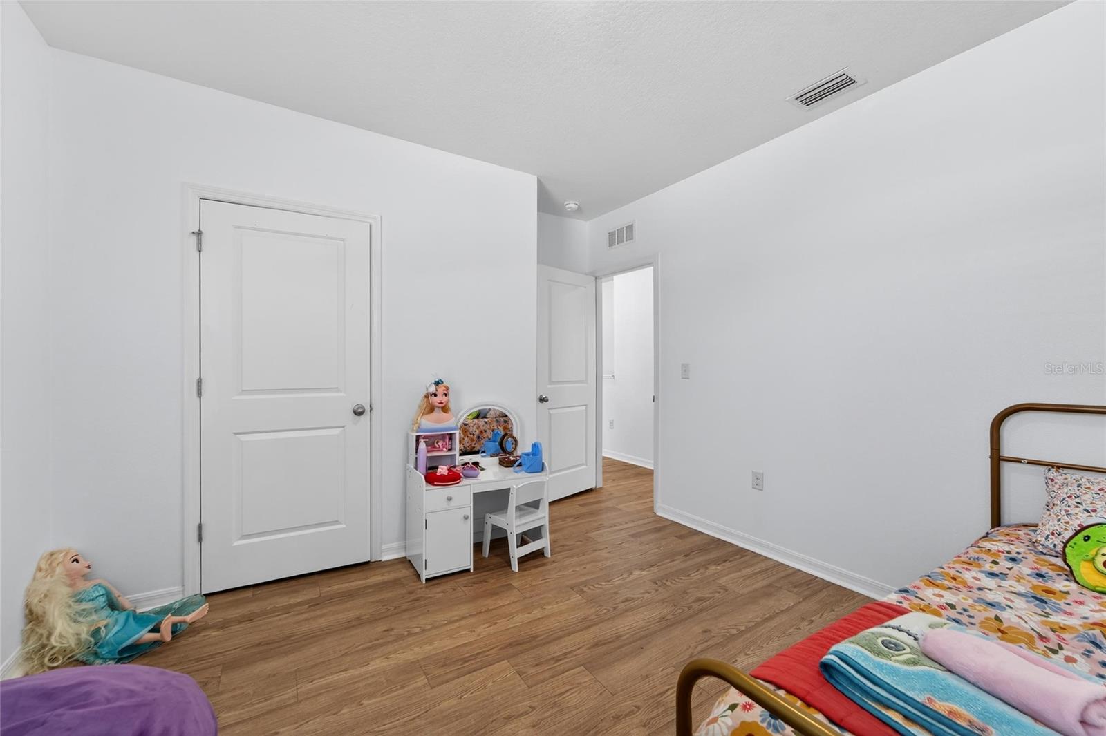 Image 42 of 48 For 3009 Blakert Court