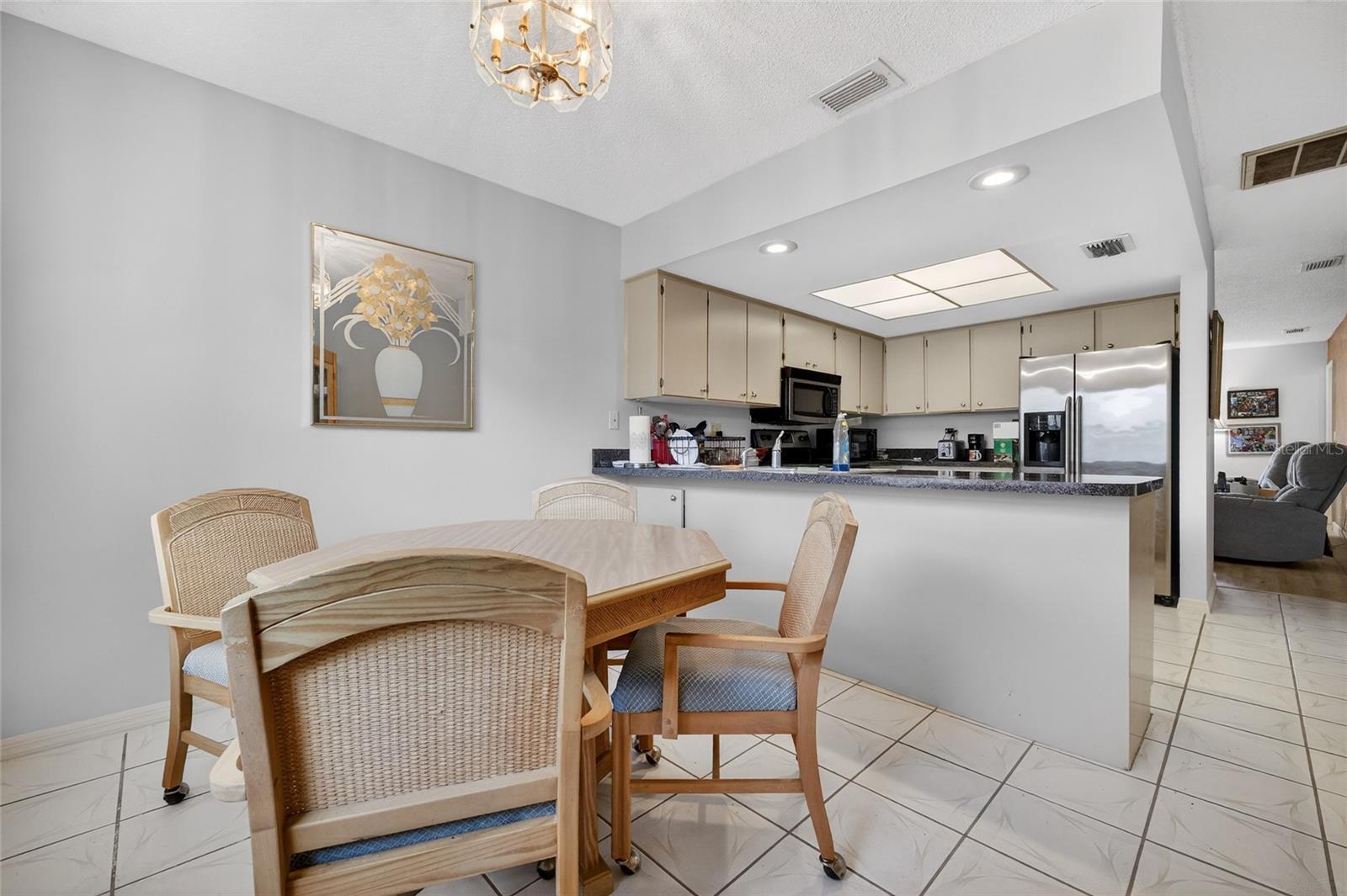 Image 18 of 36 For 1203 Haddington Circle 0