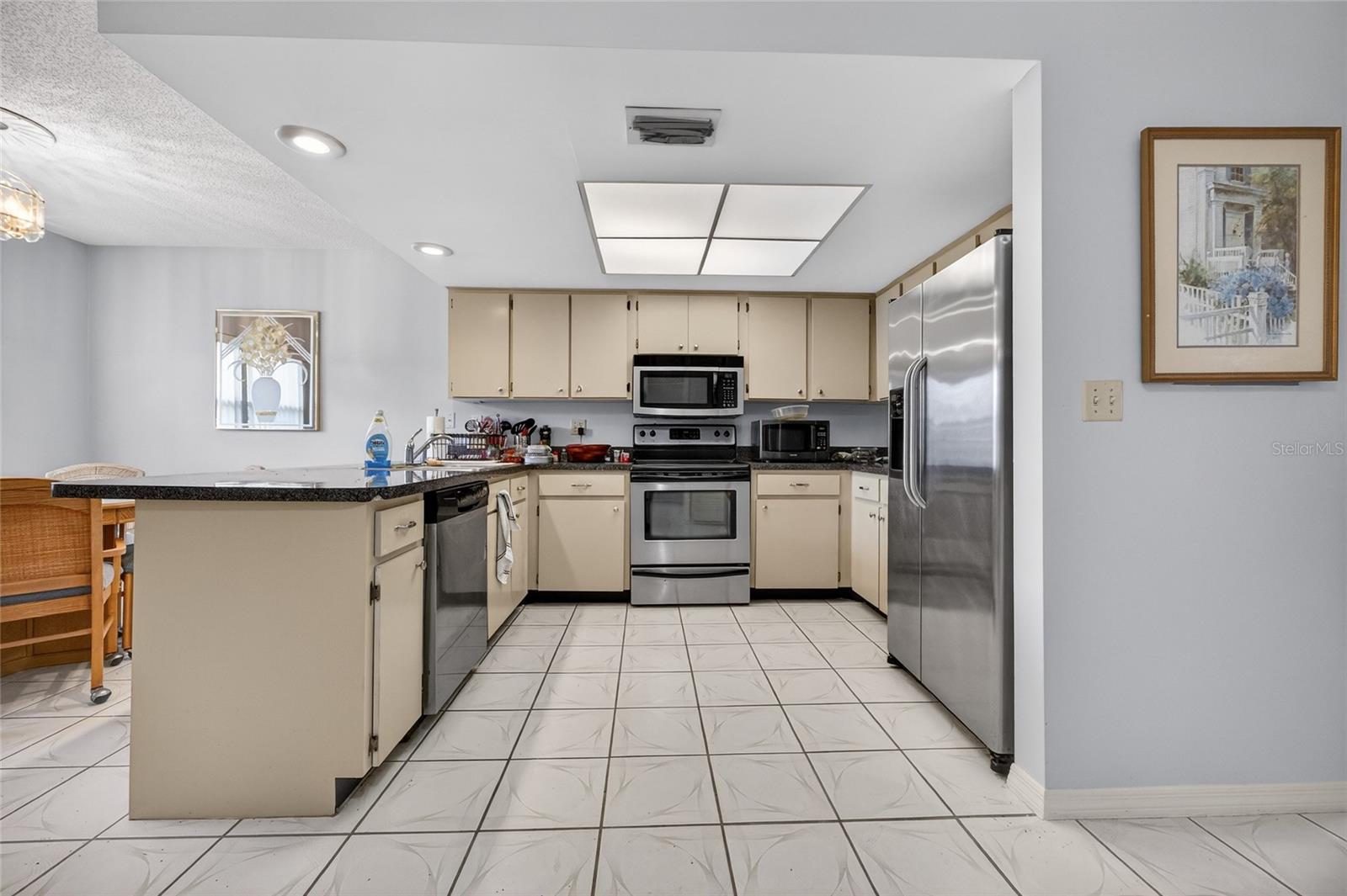 Image 21 of 36 For 1203 Haddington Circle 0