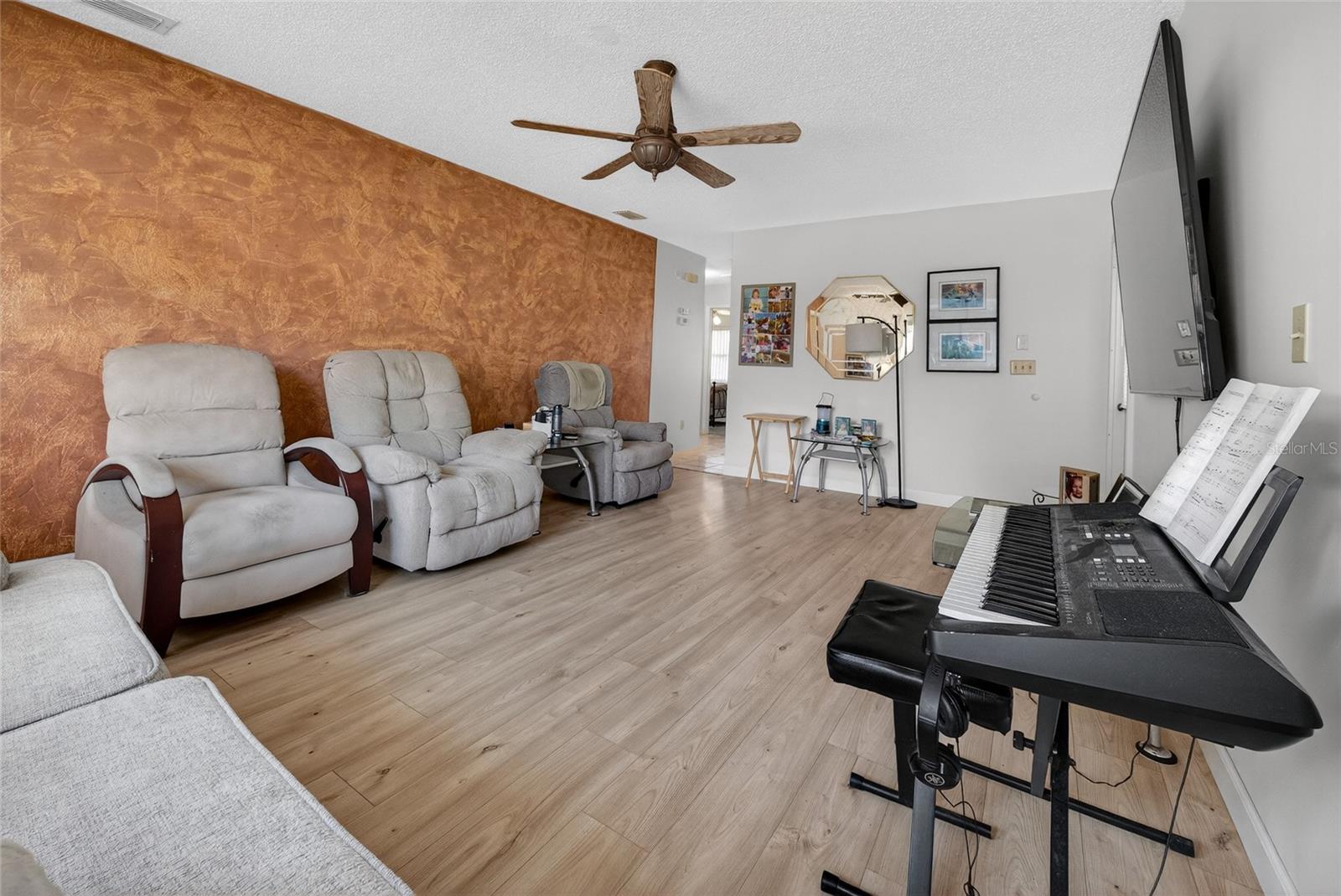 Image 24 of 36 For 1203 Haddington Circle 0