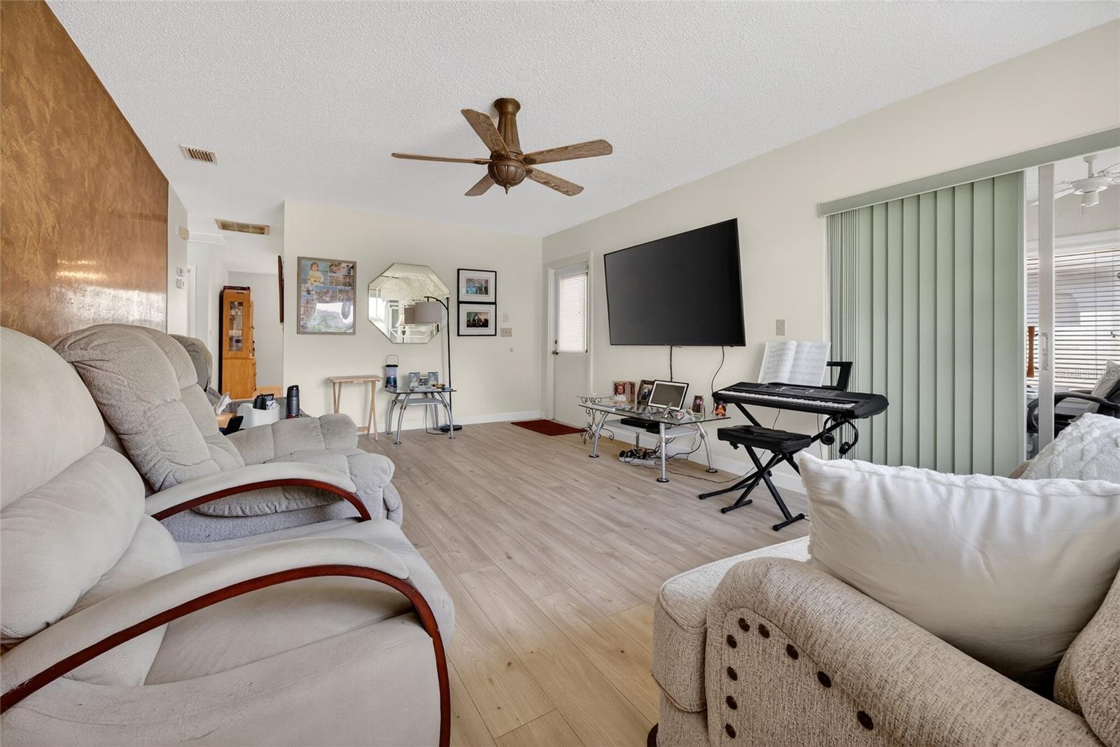 Image 27 of 36 For 1203 Haddington Circle 0