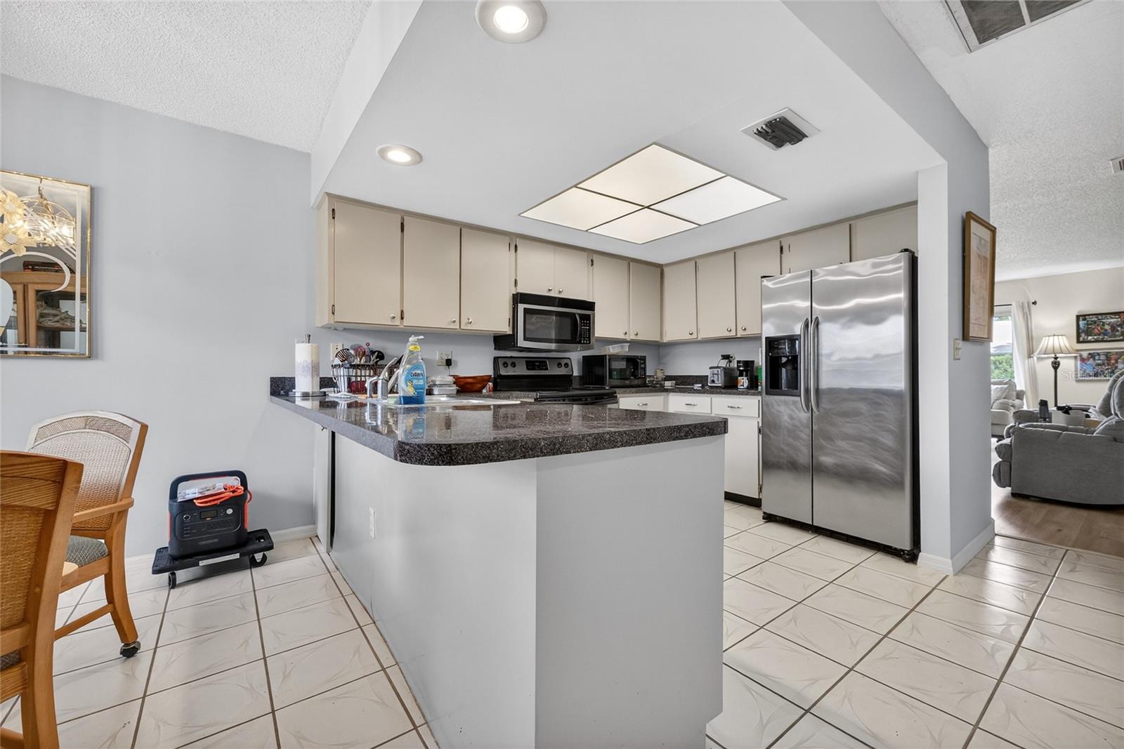 Image 4 of 36 For 1203 Haddington Circle 0