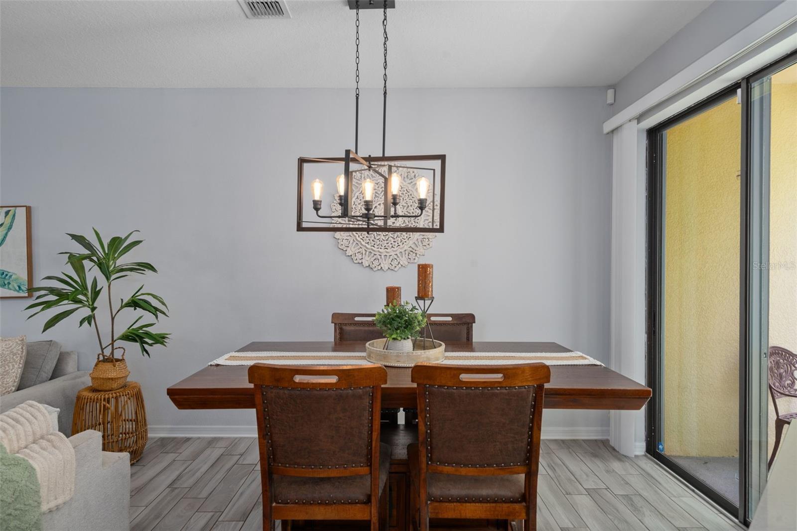 Image 14 of 64 For 11504 Crowned Sparrow Lane