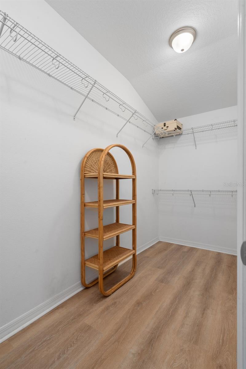 Image 28 of 64 For 11504 Crowned Sparrow Lane