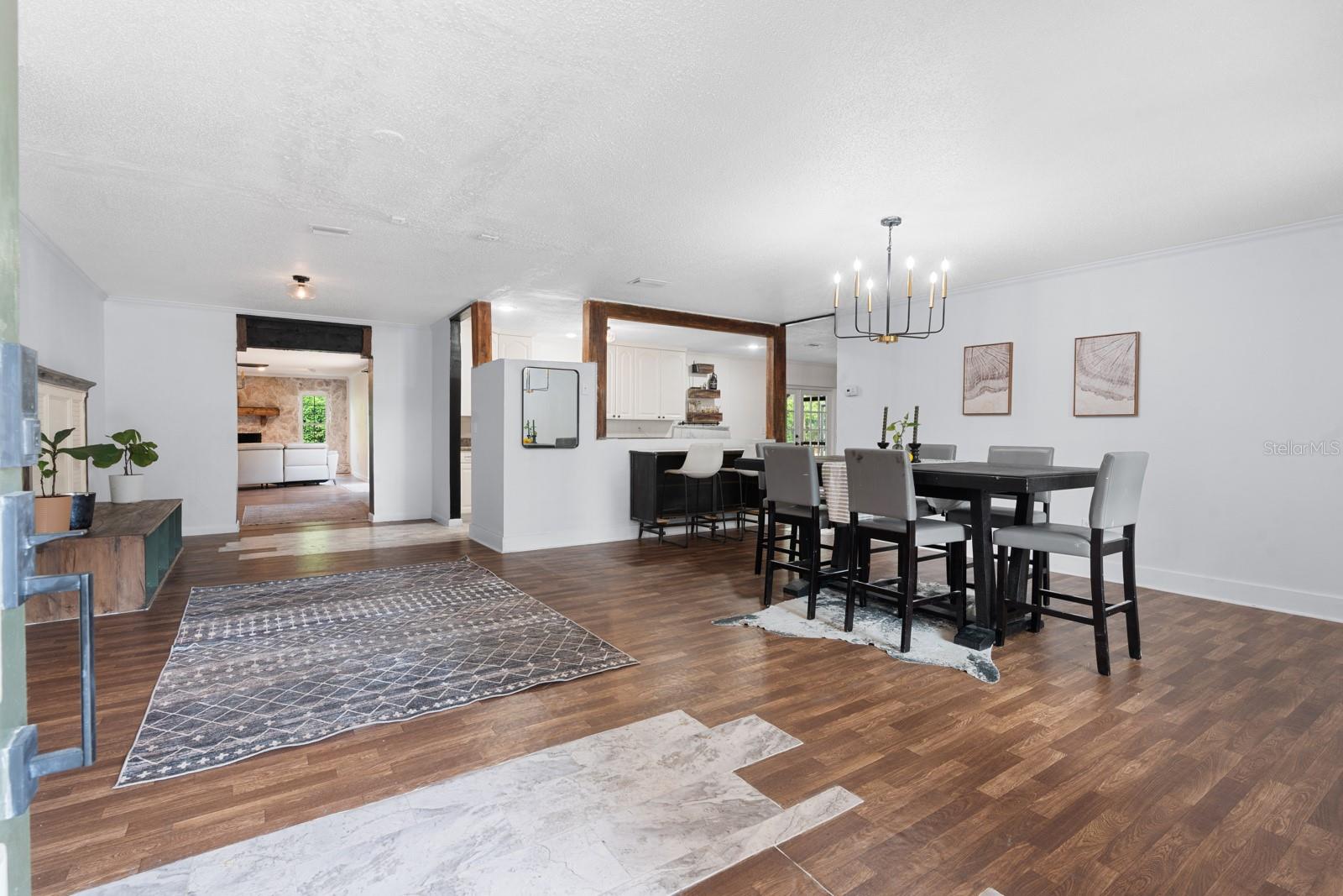 Image 18 of 55 For 501 Rooks Road