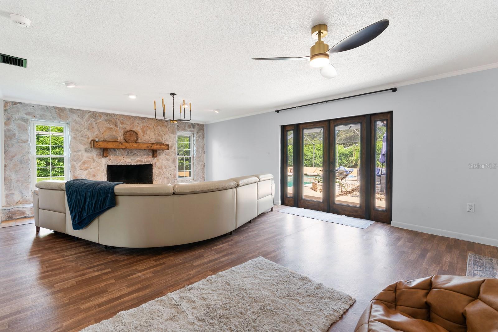 Image 30 of 55 For 501 Rooks Road