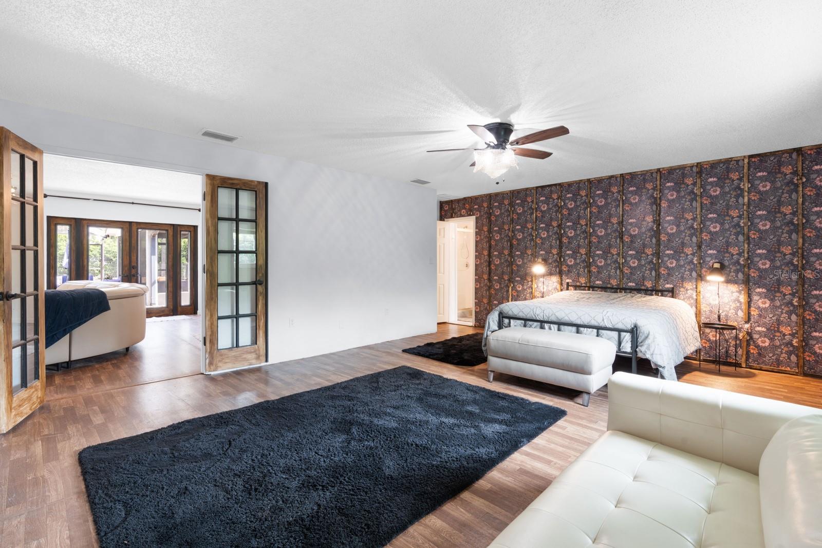 Image 33 of 55 For 501 Rooks Road