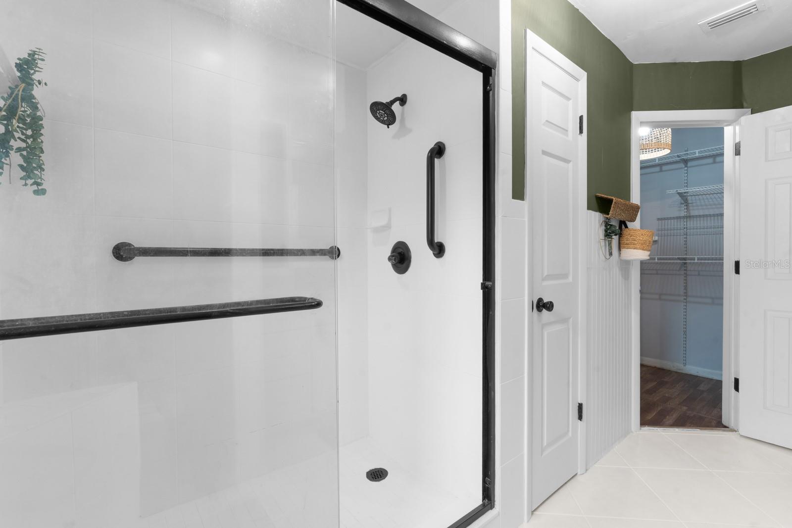 Image 38 of 55 For 501 Rooks Road