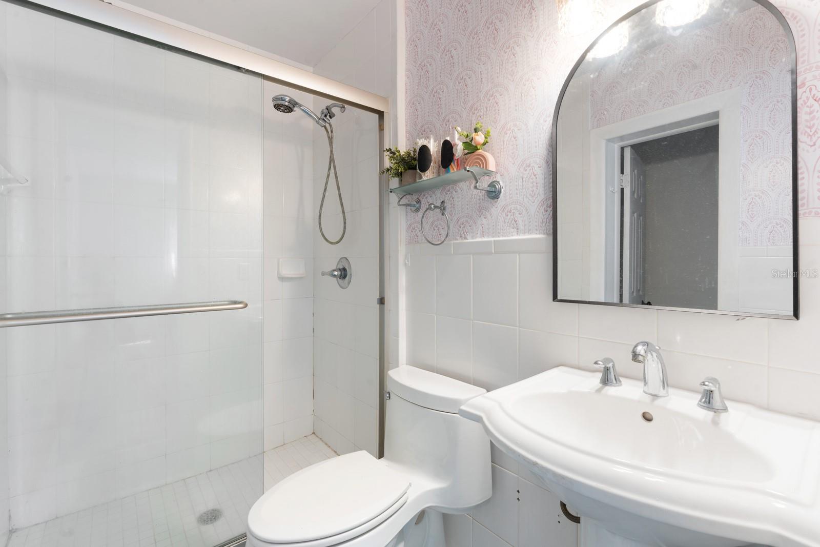 Image 40 of 55 For 501 Rooks Road