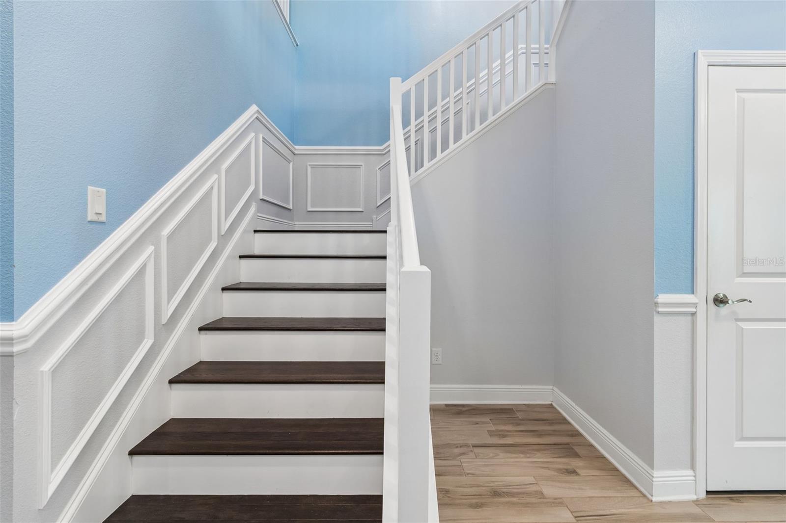 Listing photo id 12 for 10316 Clover Pine Drive