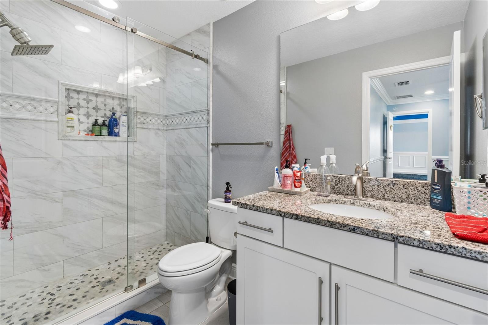 Listing photo id 38 for 10316 Clover Pine Drive