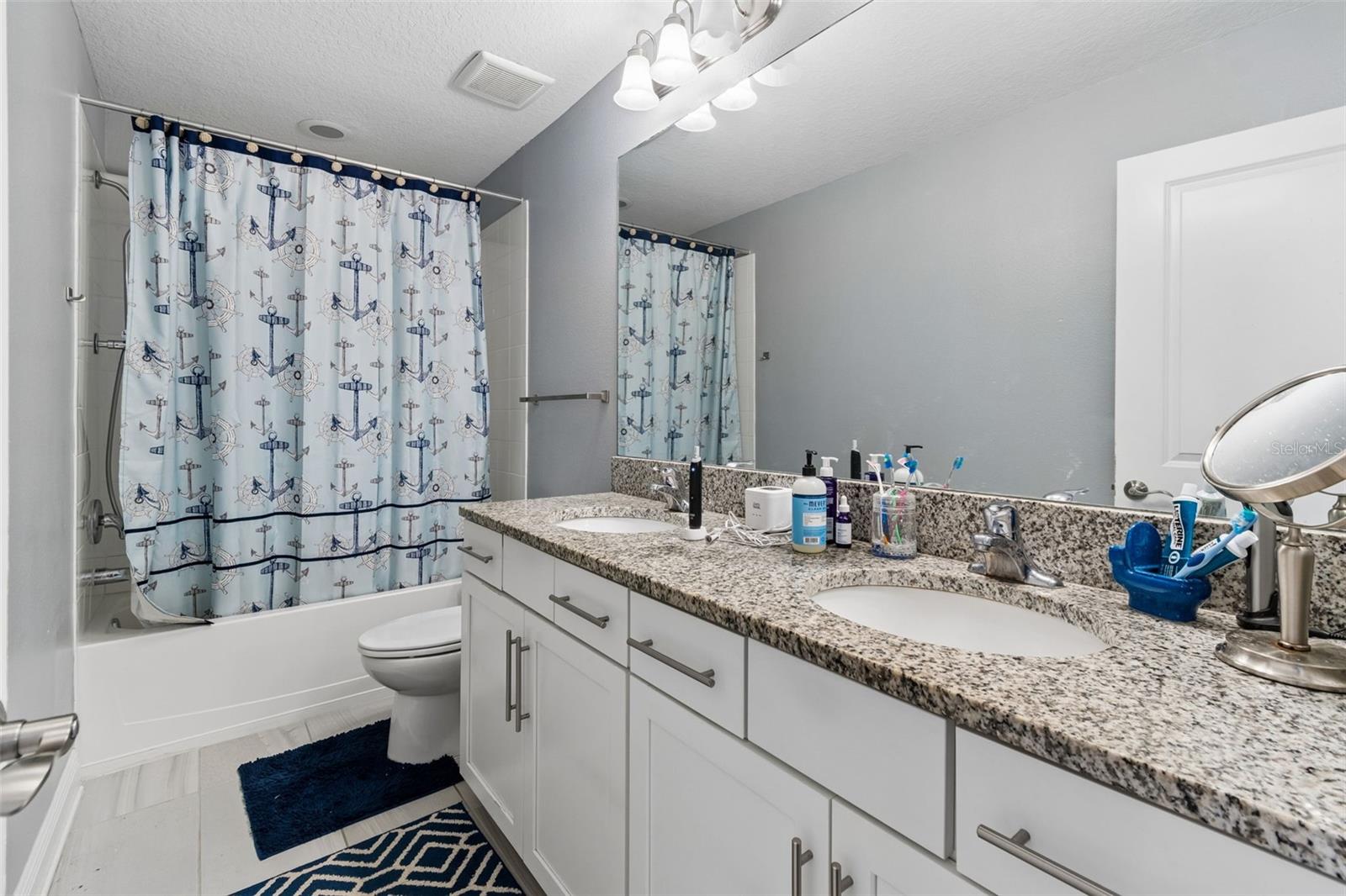 Listing photo id 39 for 10316 Clover Pine Drive