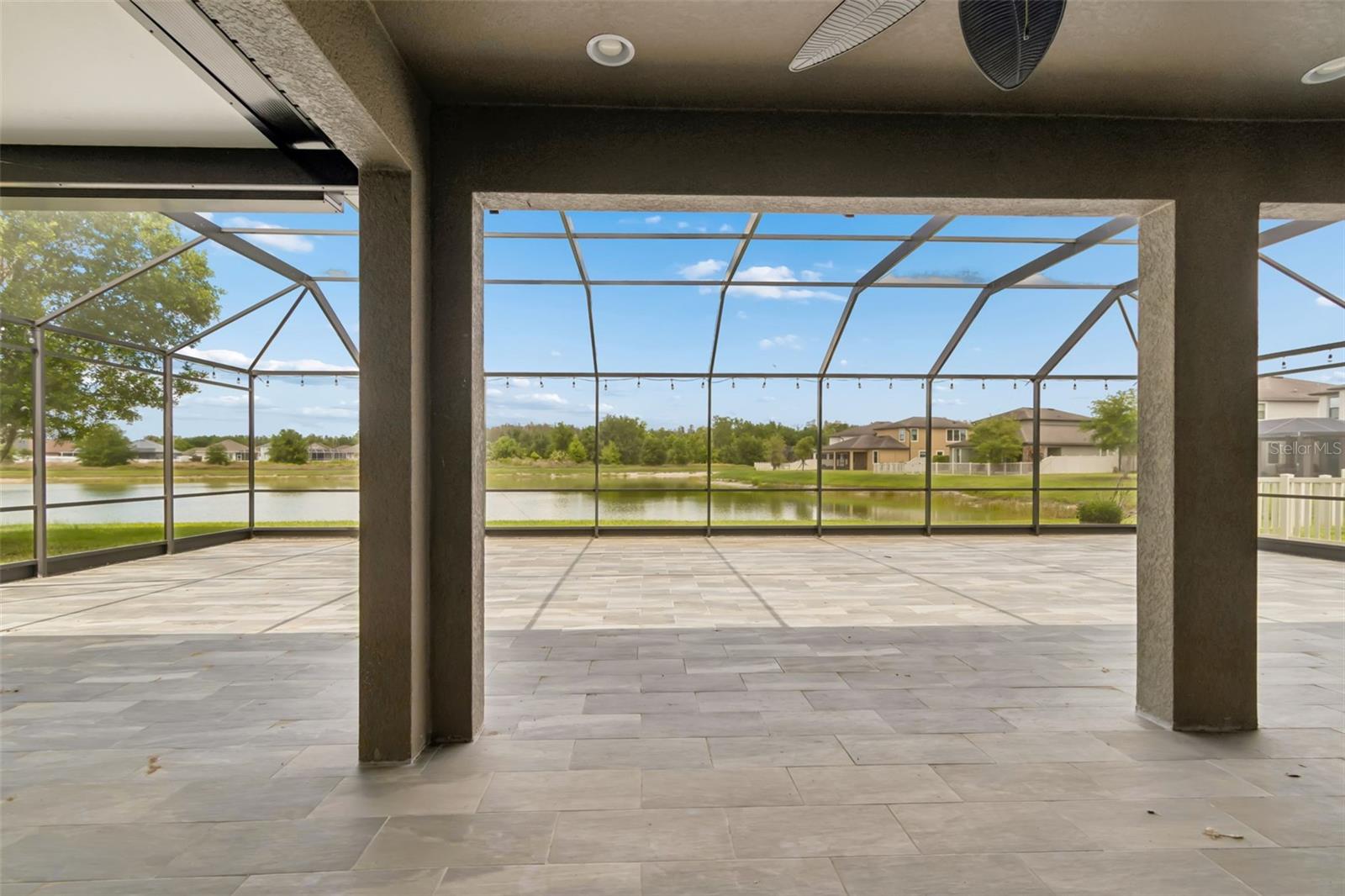 Listing photo id 63 for 10316 Clover Pine Drive