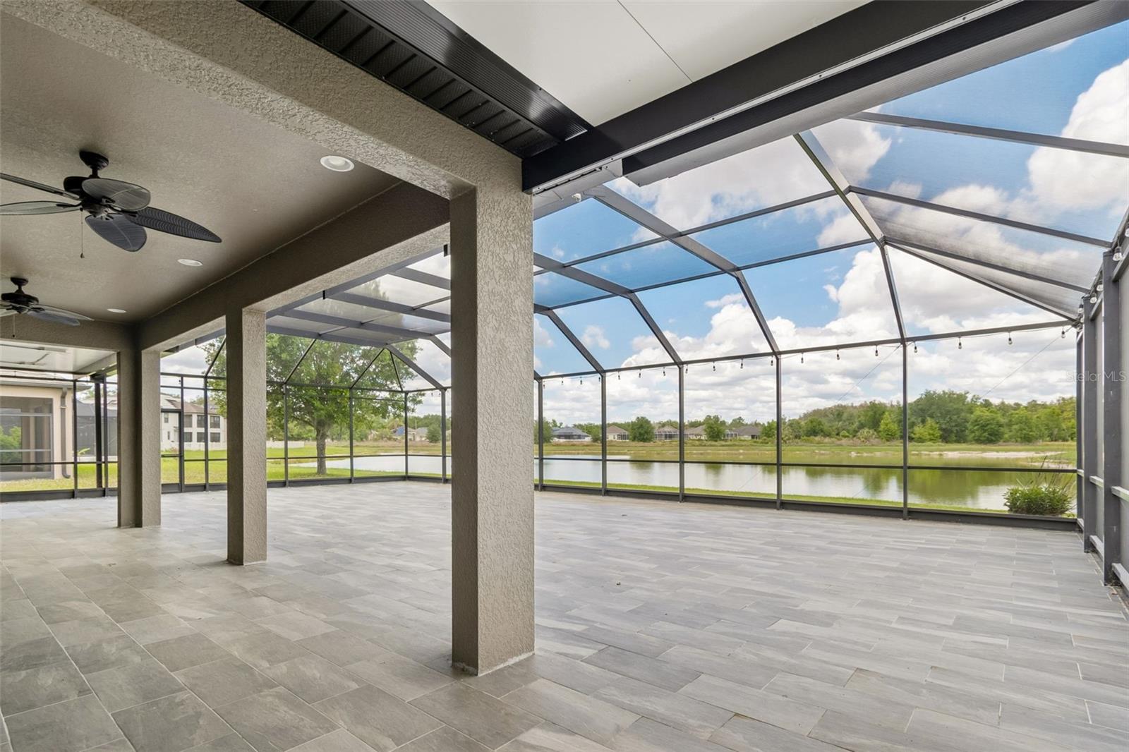 Listing photo id 66 for 10316 Clover Pine Drive