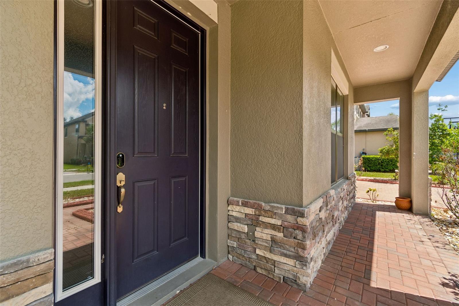 Listing photo id 5 for 10316 Clover Pine Drive