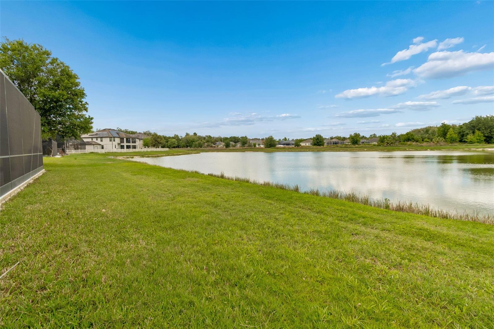 Listing photo id 71 for 10316 Clover Pine Drive