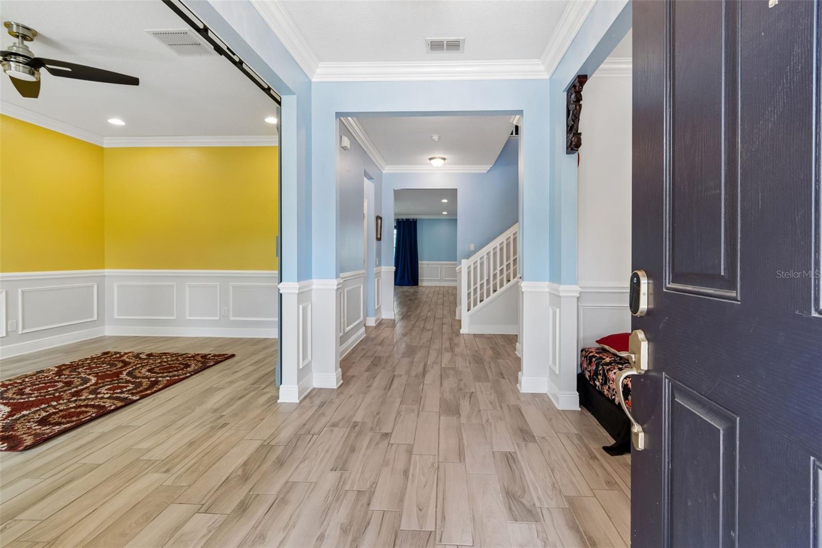 Listing photo id 6 for 10316 Clover Pine Drive