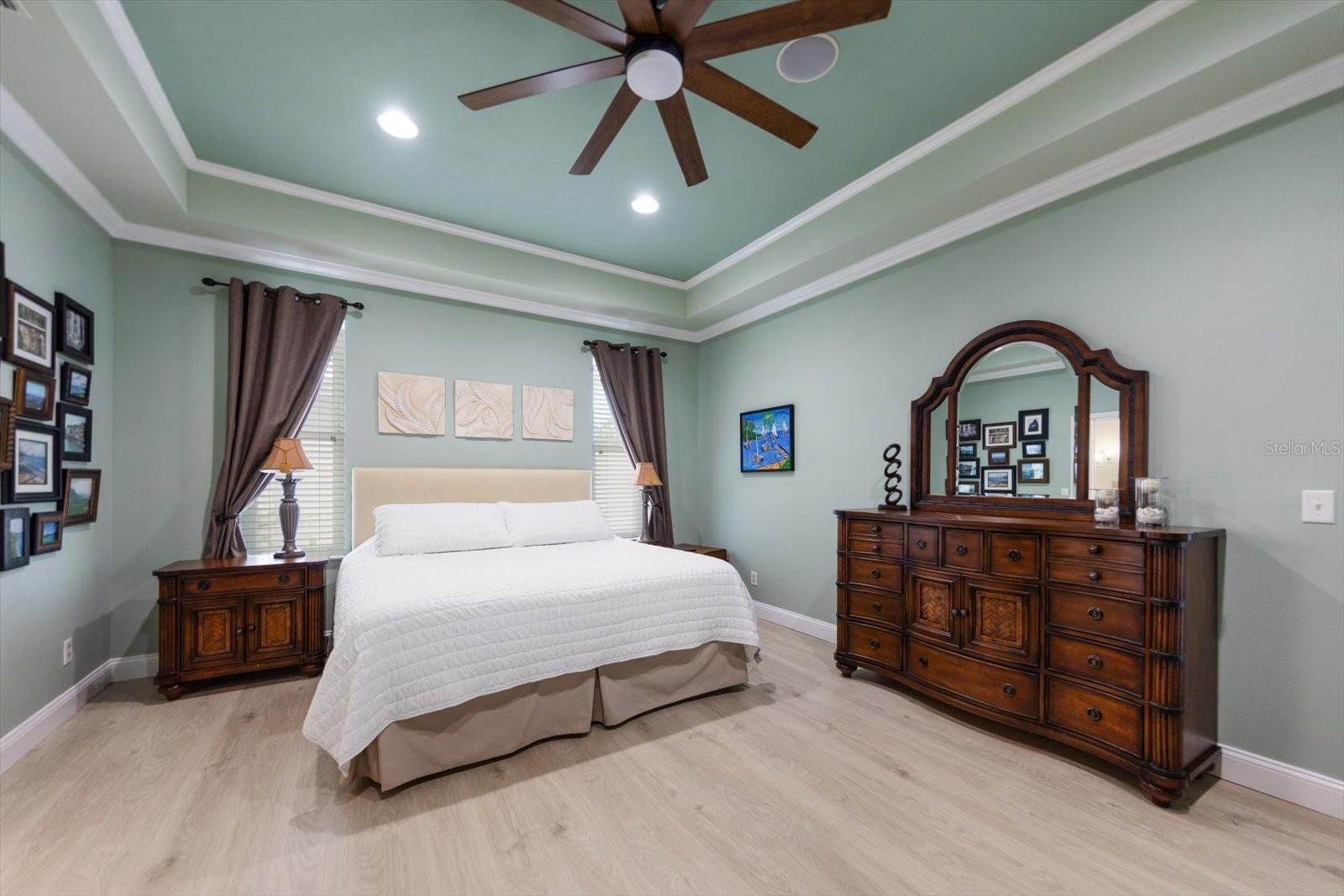 Listing photo id 14 for 2139 Lanai Avenue