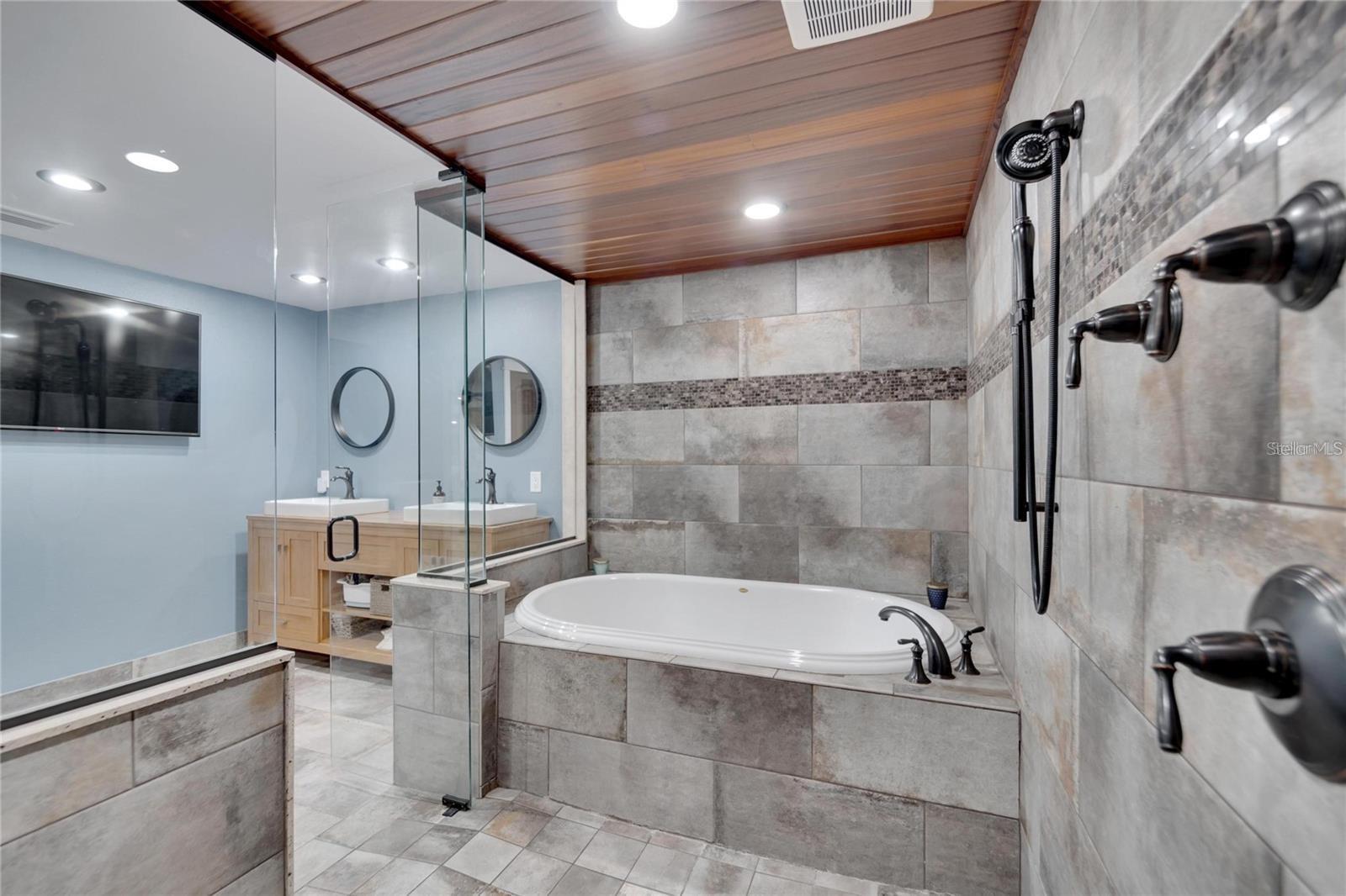 Image 16 of 45 For 8105 Brower Drive