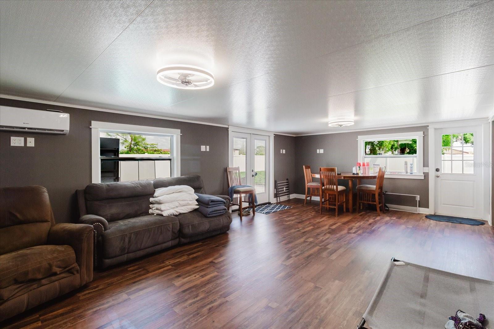 Image 25 of 45 For 8105 Brower Drive