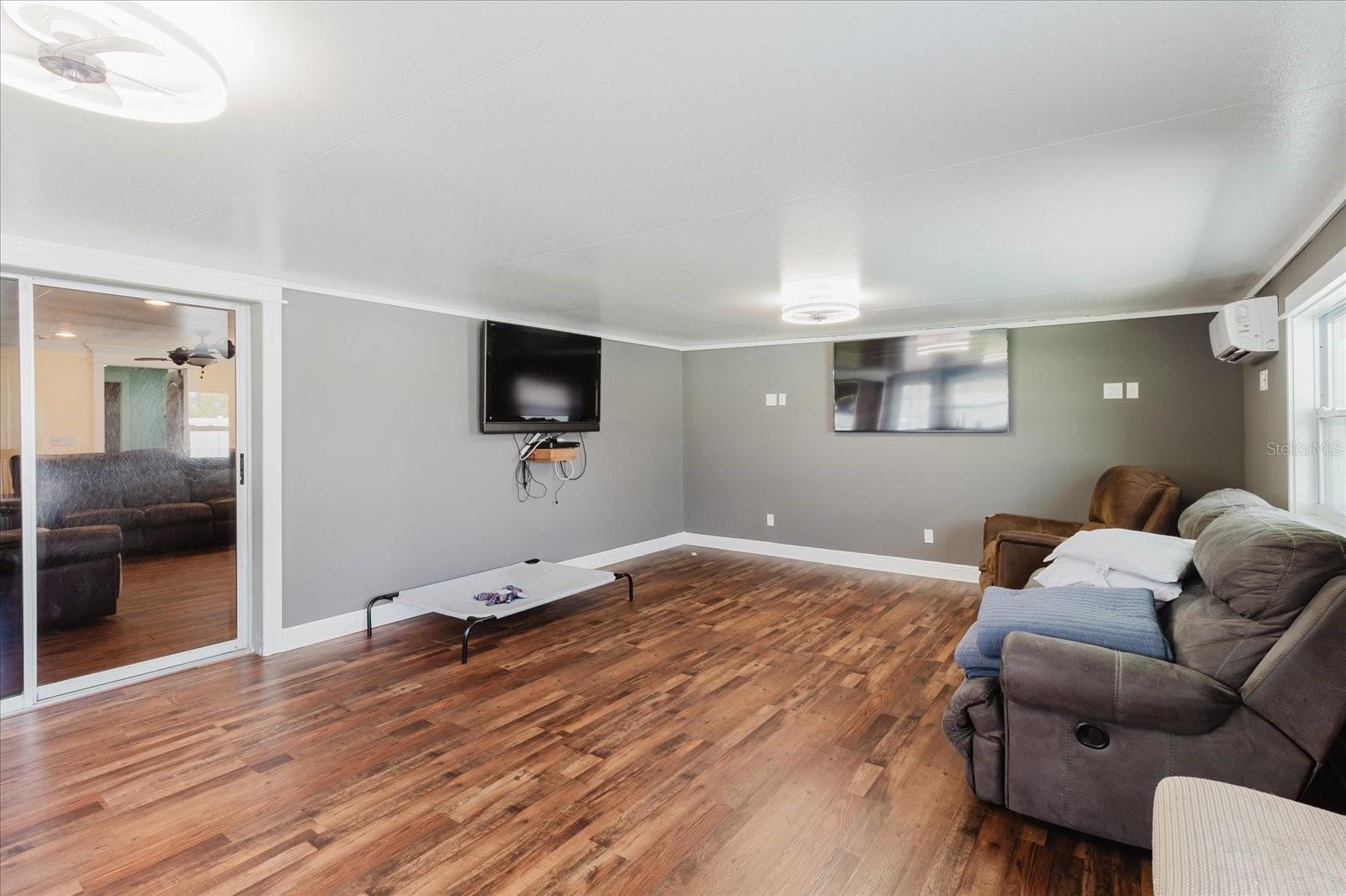 Image 27 of 45 For 8105 Brower Drive