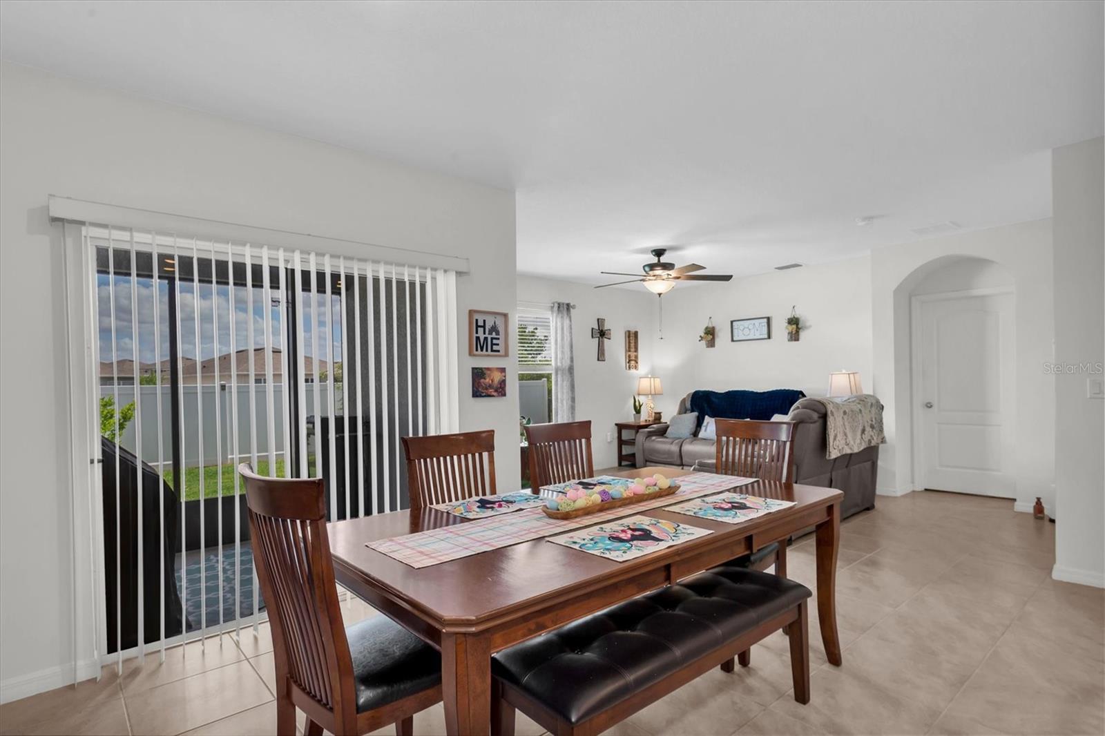 Image 14 of 34 For 2826 Van Amber Court