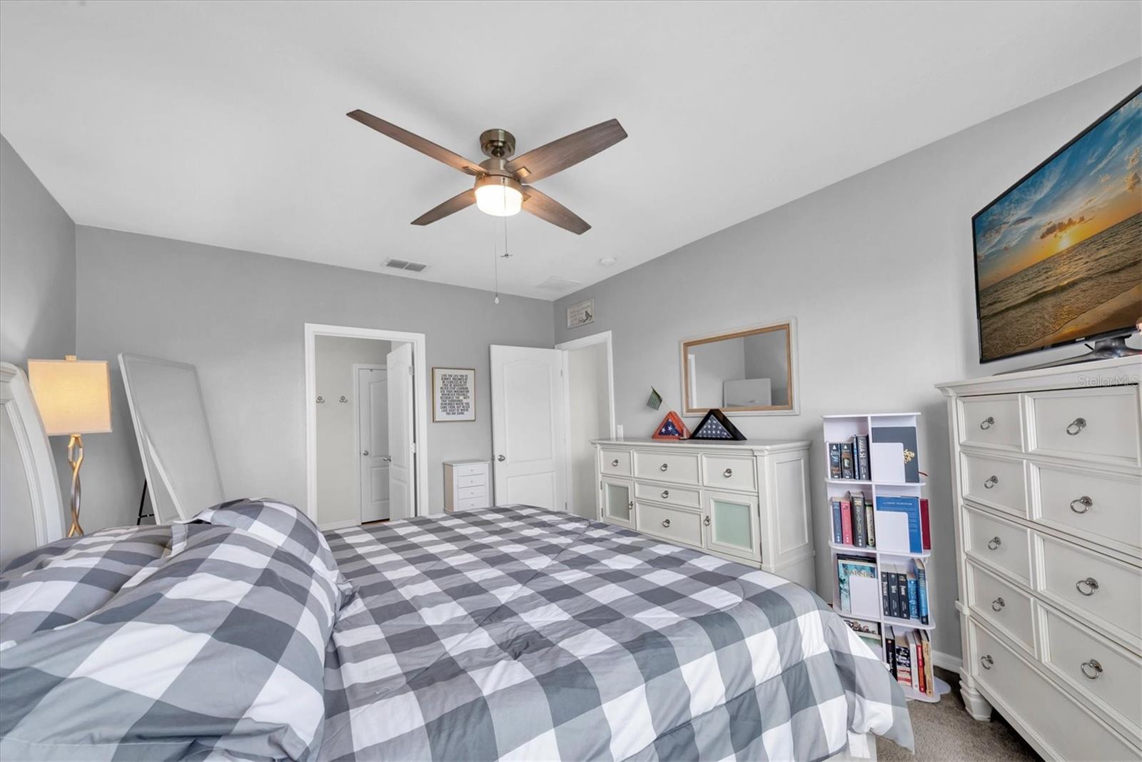 Image 19 of 34 For 2826 Van Amber Court